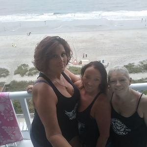 Meet your Posher, Antonia